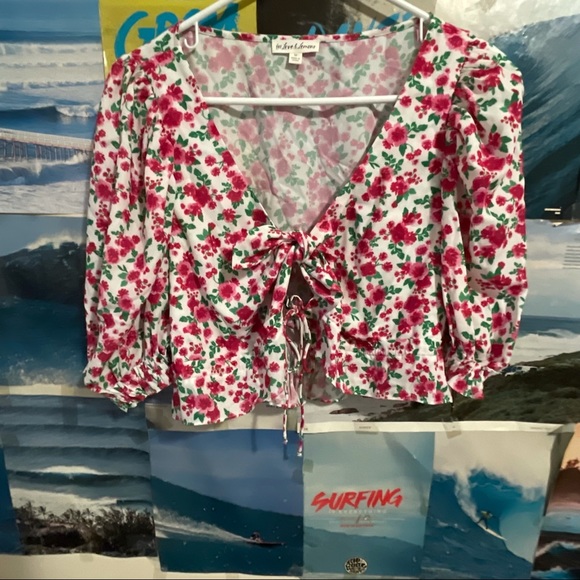 FL&L Petal Blouse - Picture 6 of 10